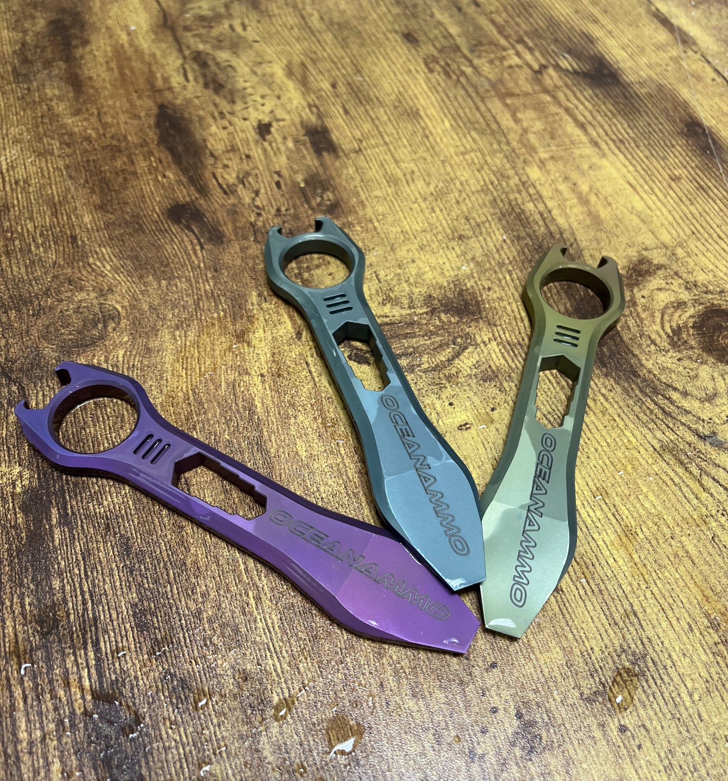 Scallop Pry Bar Titanium
