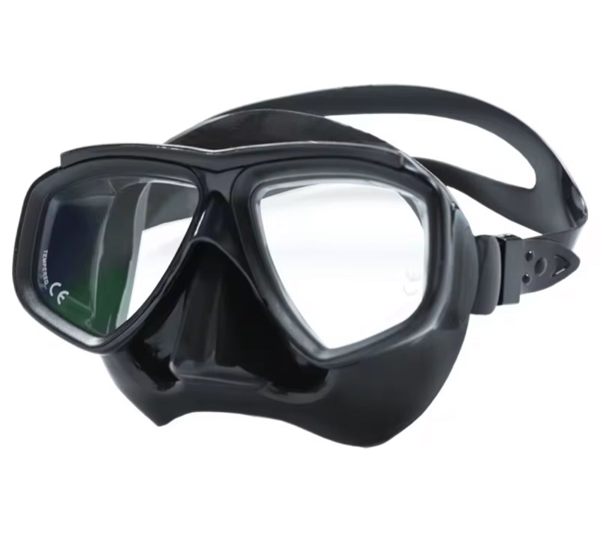 Medium Volume Dive Mask